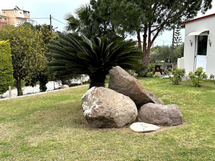 Lux House With Garden Kámpos Exterior foto